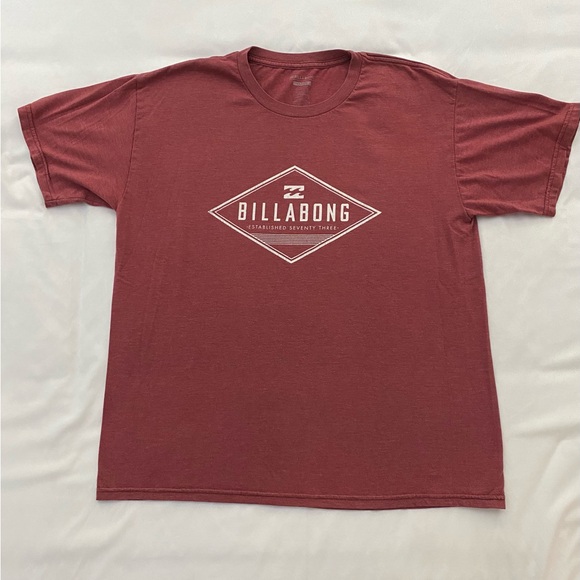 Billabong Red T-Shirt. Size Large - Picture 1 of 3
